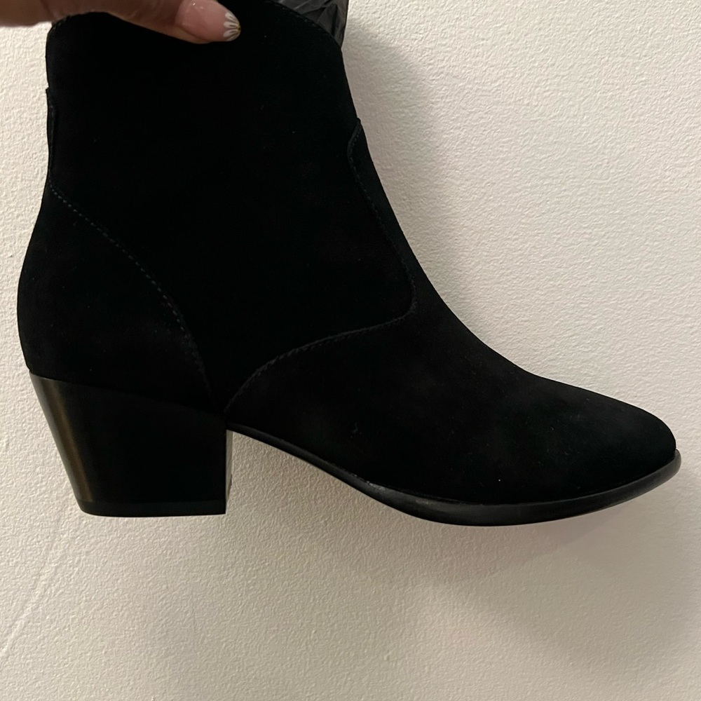Ash Heidi Black Suede Ankle Boots
